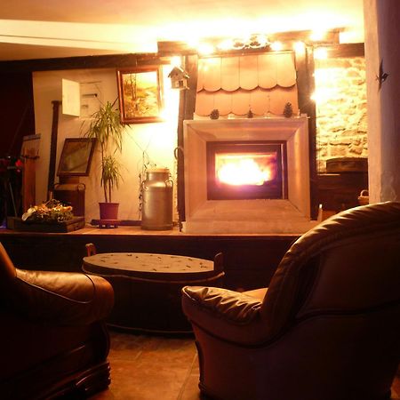 Chambres D'Hotes Les Hirondelles Gaubiving Ngoại thất bức ảnh